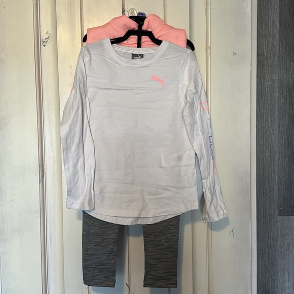 Puma Girls 3 pice vest set. - Picture 2 of 8